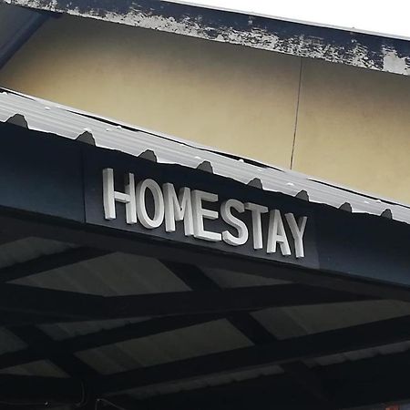 Homestay Ibu Pekan Eksteriør billede