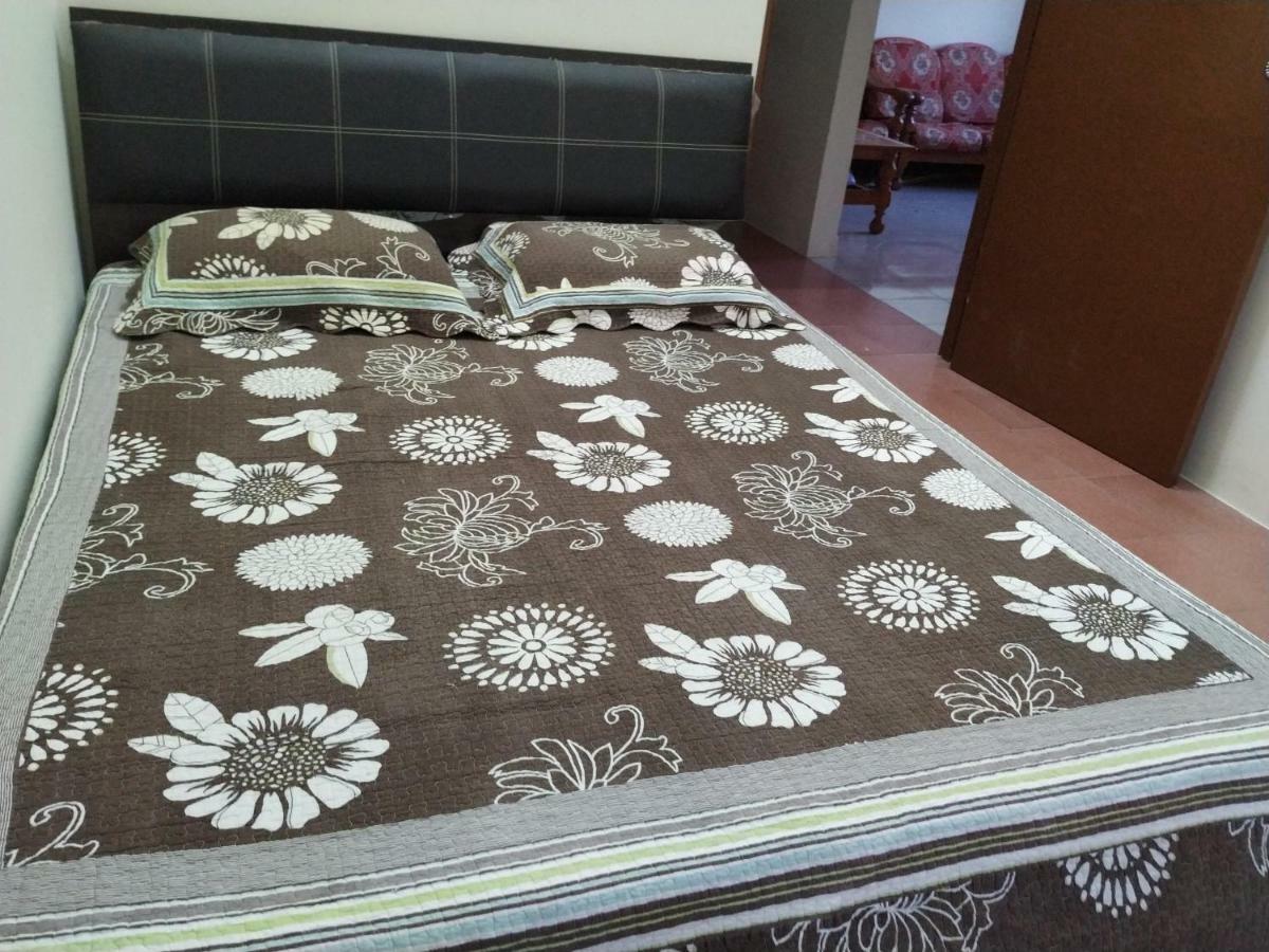 Homestay Ibu Pekan Eksteriør billede